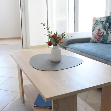 Luger Eg Apartment Razanj