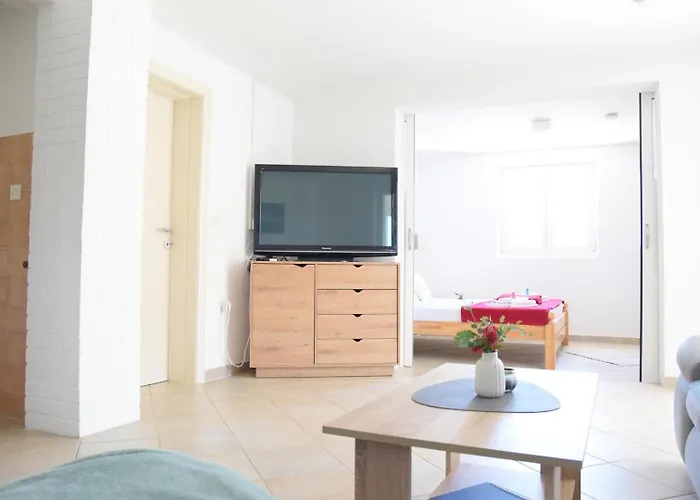 Апартаменты Luger Eg Ражань